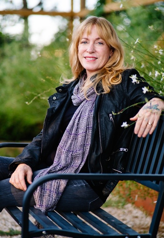 Sara L Spurgeon- Author
